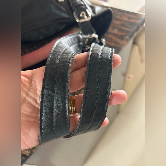 Nine West black shoulder bag. Used. - Picture 4 of 17